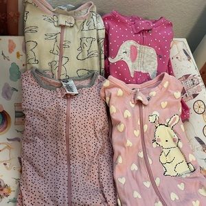 Long sleeve footed PJs bundle